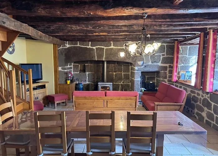 Le Relais De Lustrande